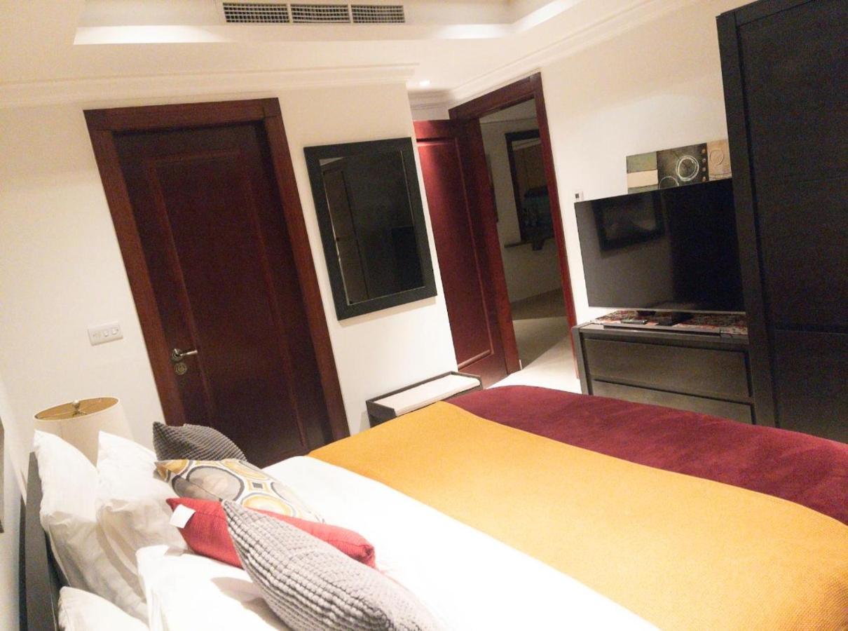 Luxury 2 Bedroom Apt In The Pearl With Marina View Doha Buitenkant foto